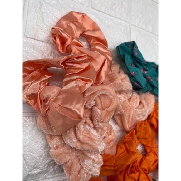 16pcs Hair Scrunchies Velvet Elastics Bobbles Ponytail Holder Hair Bands Scrunch - Picture 7 of 8